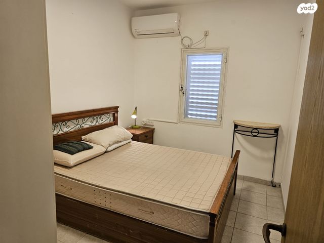 ארלוזורוב 11