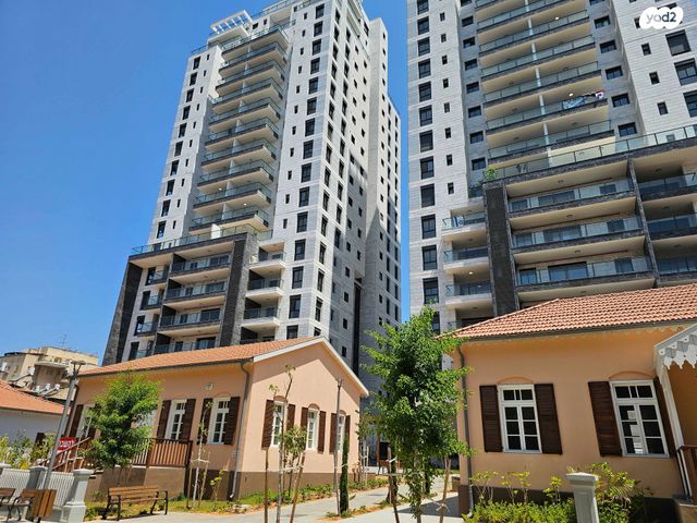 דרך זאב ז'בוטינסקי 10