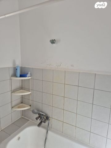 עמנואל הרומי 21