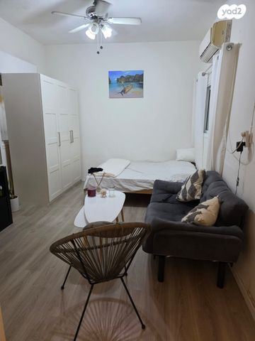 יונתן הופסי 4