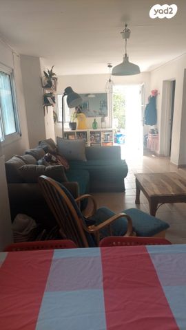 מעיין גנים 48