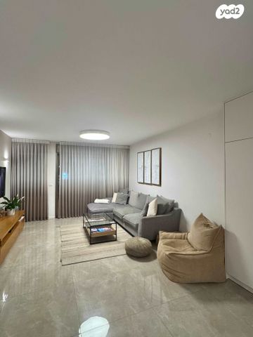 שדרות לוי אשכול 86