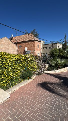 דירה למכירה בירושלים (תיווך) — 2
