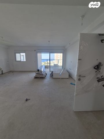 שדרות הצבי 38