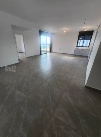 דירה למכירה בתל אביב יפו (תיווך) — 2