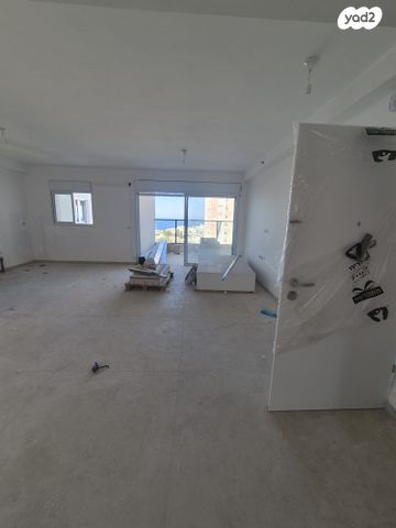 שדרות הצבי 38