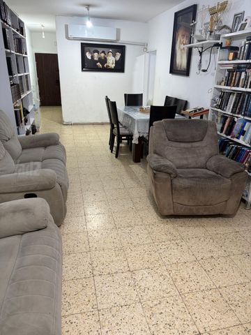 עזרא 
