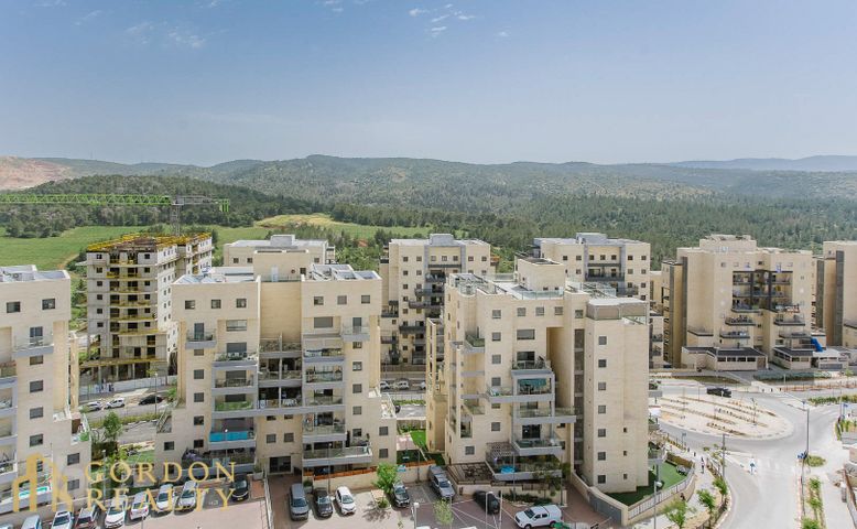 גג/ פנטהאוז למכירה בבית שמש (תיווך) — 4