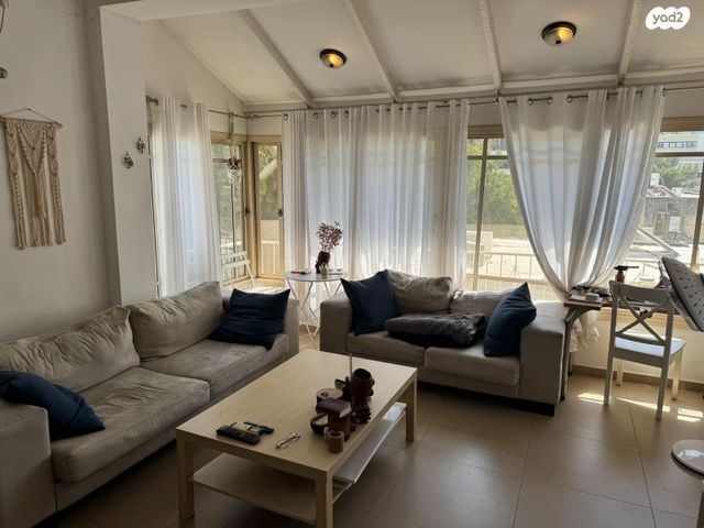 שכונת חשמונאים, מרכז העיר א