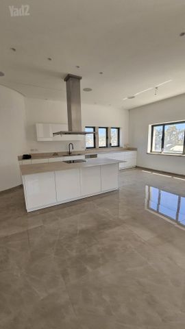 דירה להשכרה בירושלים (תיווך) — 2