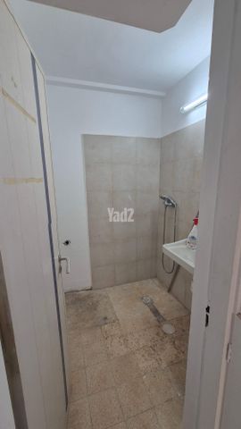 דירה, הרצליה