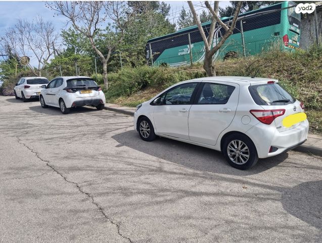 מודעת רכב טויוטה יאריס