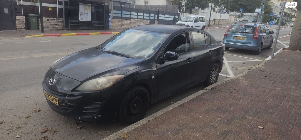 מודעת רכב מאזדה 3