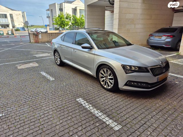 מודעת רכב סקודה סופרב