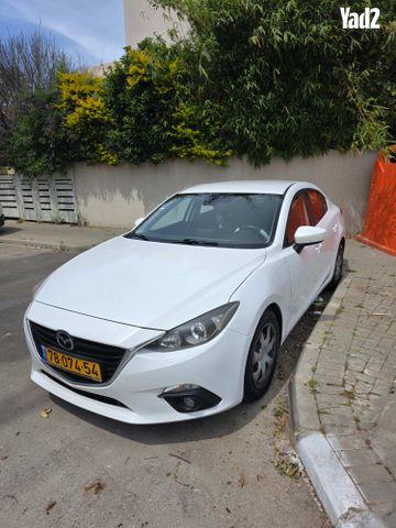 מודעת רכב מאזדה 3
