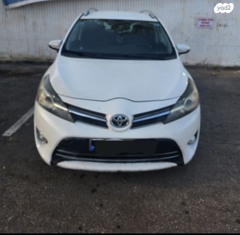 מודעת רכב טויוטה ורסו