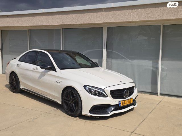 מודעת רכב מרצדס-בנץ C-class