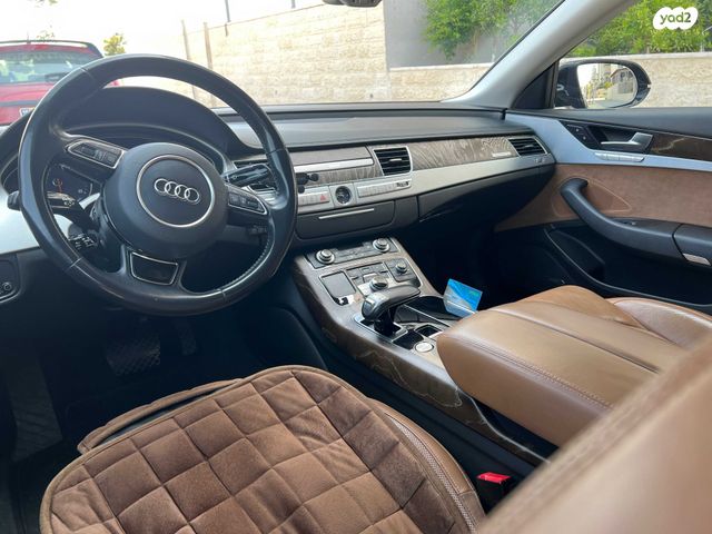 מודעת רכב אאודי A8