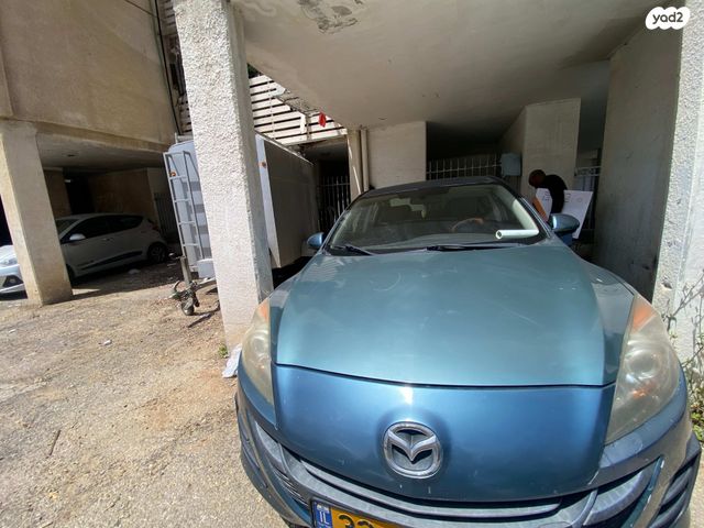 מודעת רכב מאזדה 3