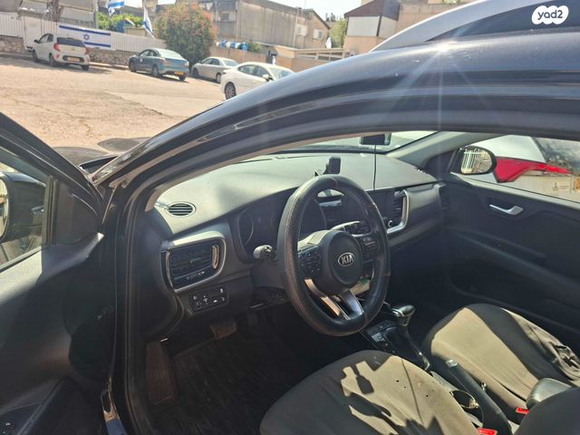 מודעת רכב קיה סטוניק