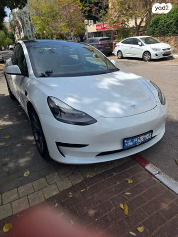 מודעת רכב טסלה מודל 3