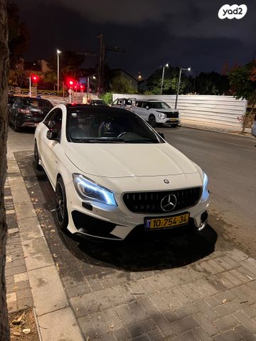 מודעת רכב מרצדס-בנץ CLA