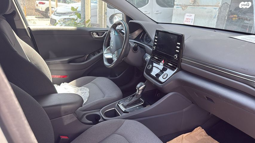 מודעת רכב יונדאי איוניק