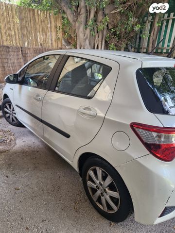 מודעת רכב טויוטה יאריס