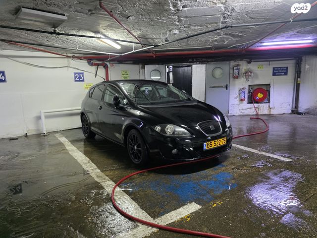 מודעת רכב סיאט לאון