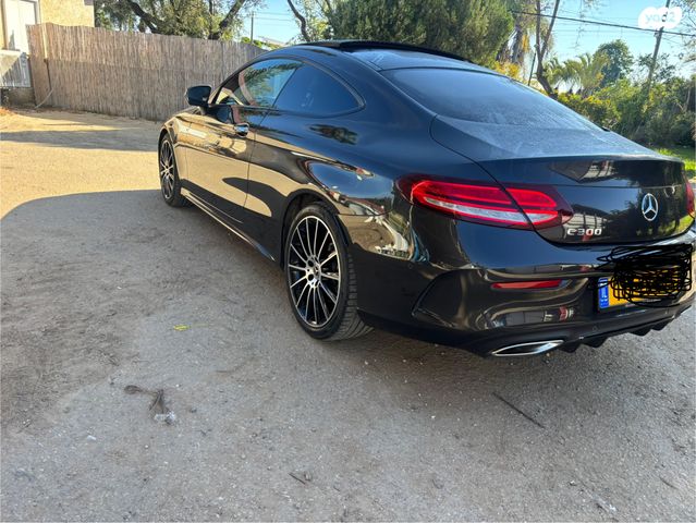 מודעת רכב מרצדס-בנץ C-class