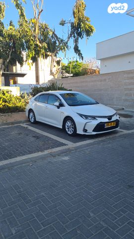 מודעת רכב טויוטה קורולה