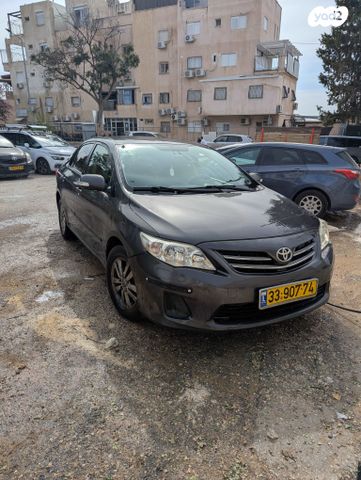 מודעת רכב טויוטה קורולה