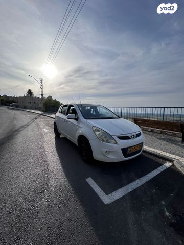 מודעת רכב יונדאי i20