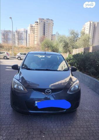 מודעת רכב מאזדה 2