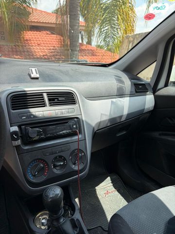 מודעת רכב פיאט פונטו