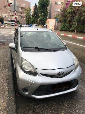 מודעת רכב טויוטה אייגו