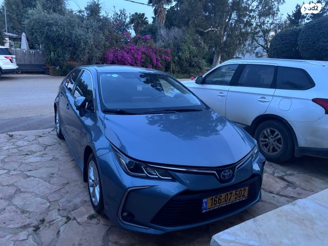 מודעת רכב טויוטה קורולה