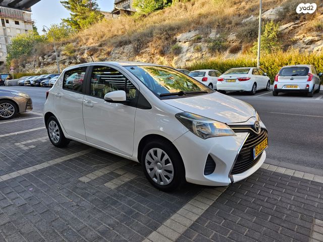 מודעת רכב טויוטה יאריס
