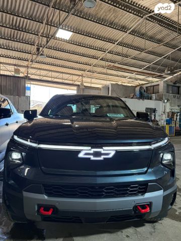 מודעת רכב שברולט סילברדו EV 1