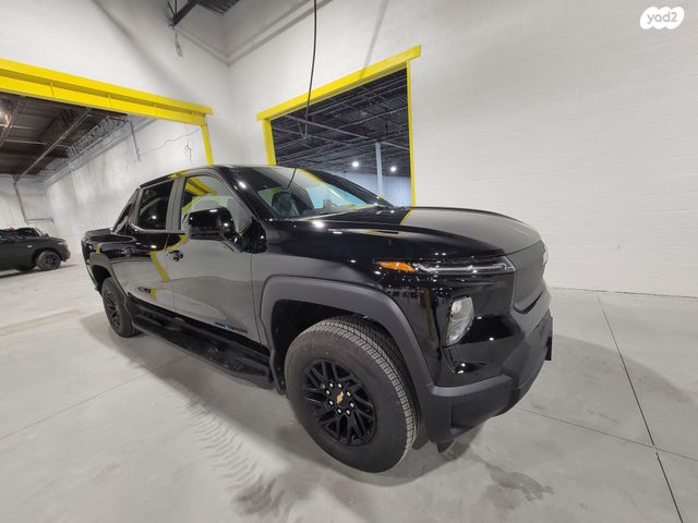 מודעת רכב שברולט סילברדו EV