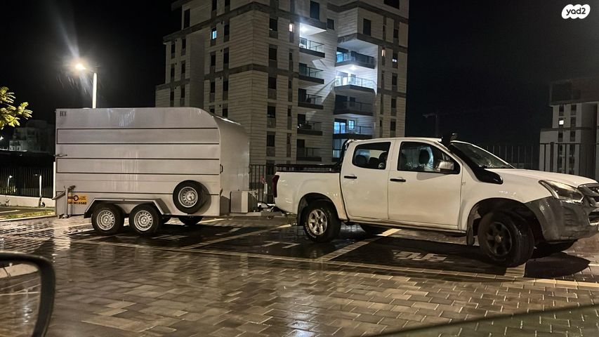 מודעת רכב איסוזו די-מקס