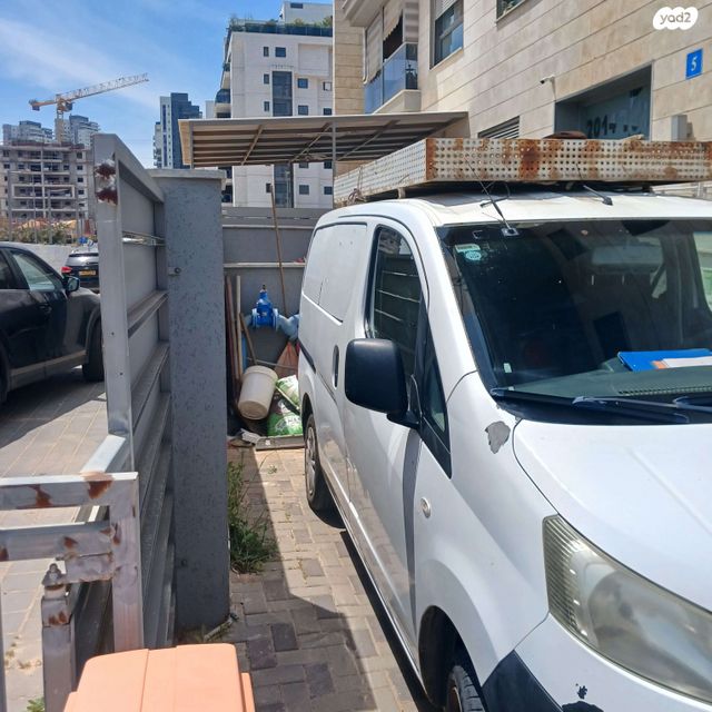 מודעת רכב ניסאן NV200