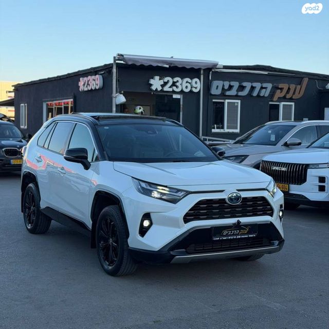 מודעת רכב טויוטה RAV4