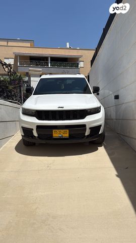 מודעת רכב ג'יפ גרנד צ'ירוקי