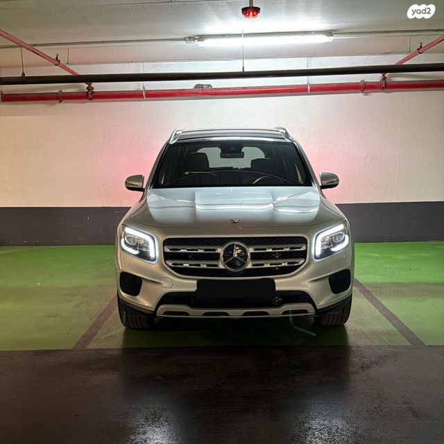 מודעת רכב מרצדס-בנץ GLB