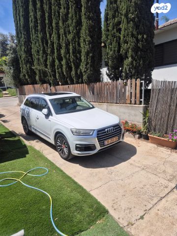 מודעת רכב אאודי Q7