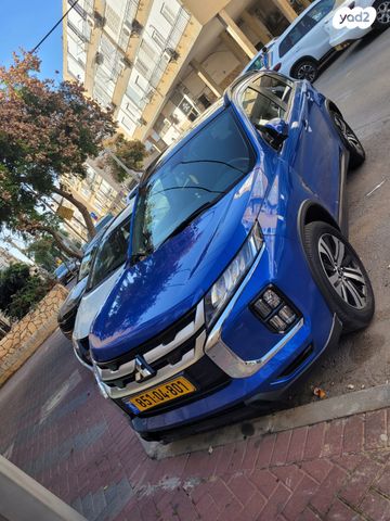 מודעת רכב מיצובישי ASX