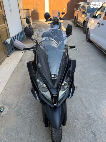 מודעת רכב קימקו דאון-טאון 350