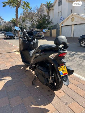 מודעת רכב סאן יאנג ג'וי-מקס Z-250