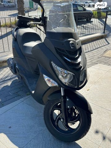 מודעת רכב סאן יאנג ג'וי רייד 200